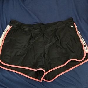 Livi Active Shorts